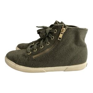 Superga Olive Wool Felt
High Top Sneakers zipper, laces size 37 1/2 = 7 US